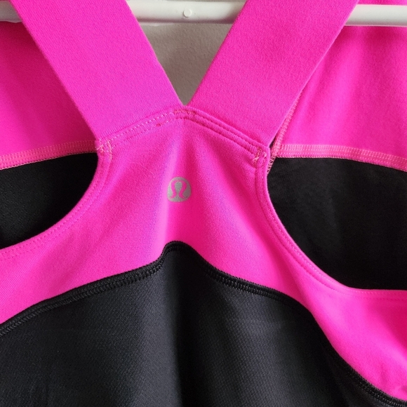 Lululemon Deep V Y2K  Fit And Flare Tank Top Yoga Running Gym Size 8 Pink Top - Picture 5 of 9